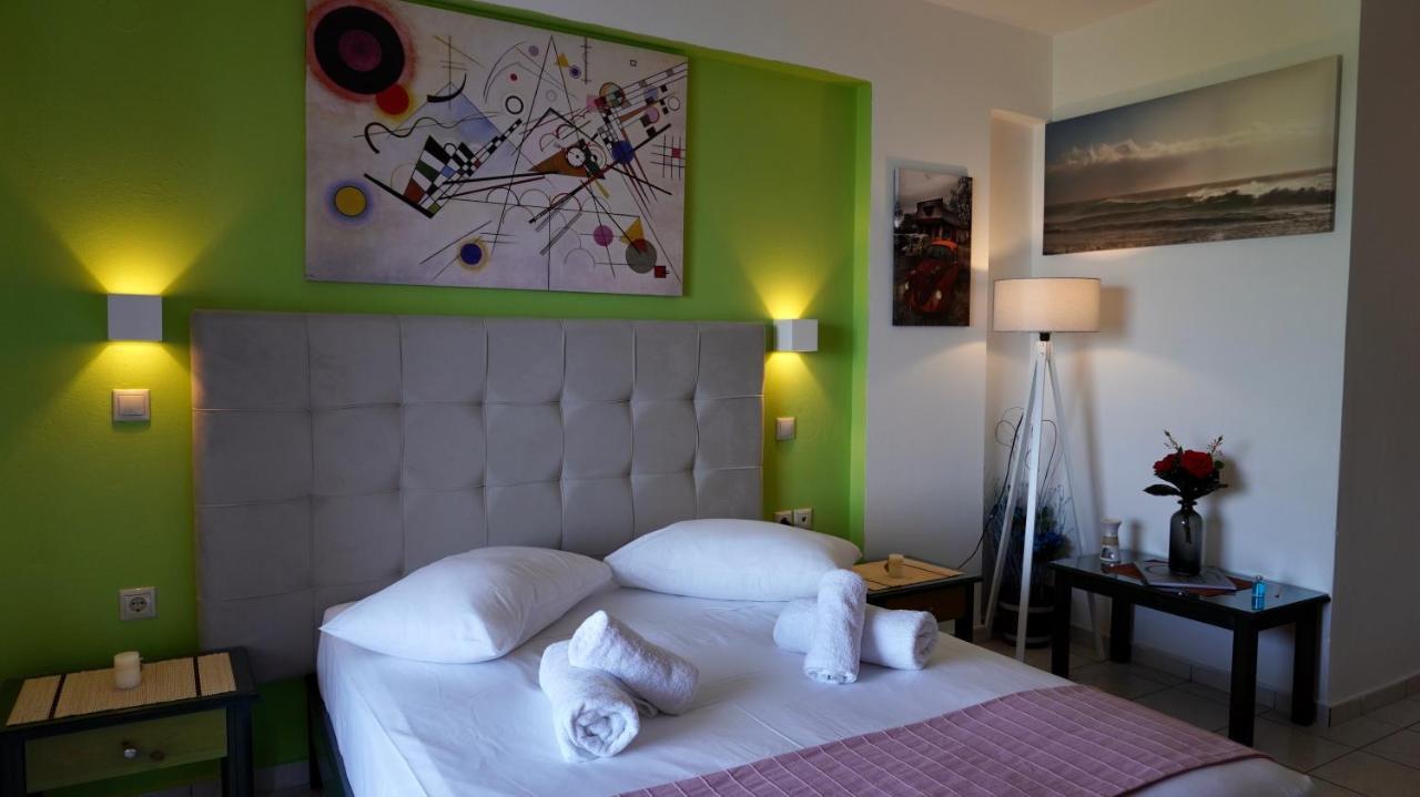 Seafront Spirit Suites Zakynthos stad Exteriör bild