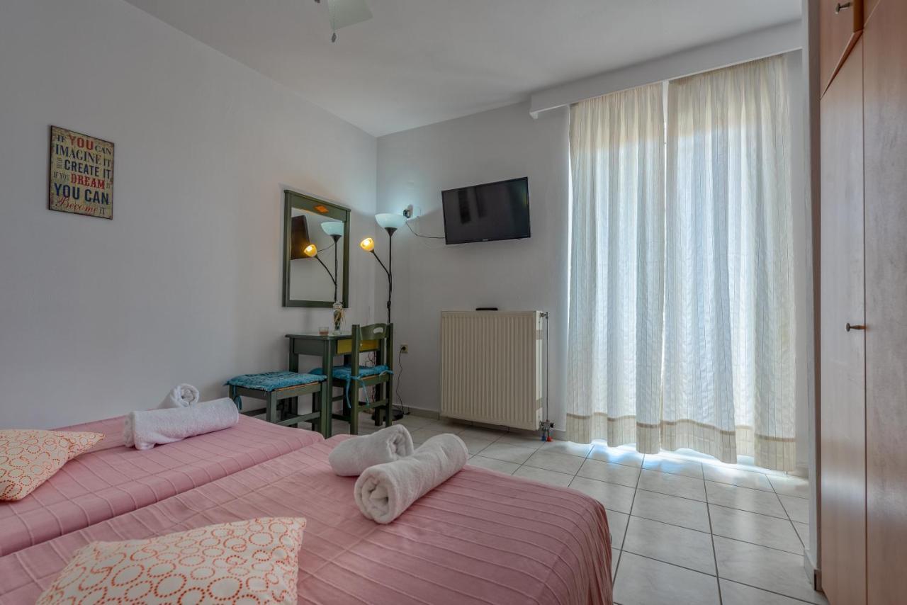 Seafront Spirit Suites Zakynthos stad Exteriör bild