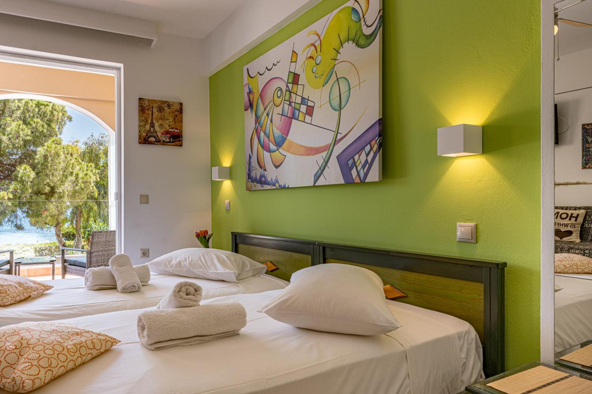 Seafront Spirit Suites Zakynthos stad Rum bild