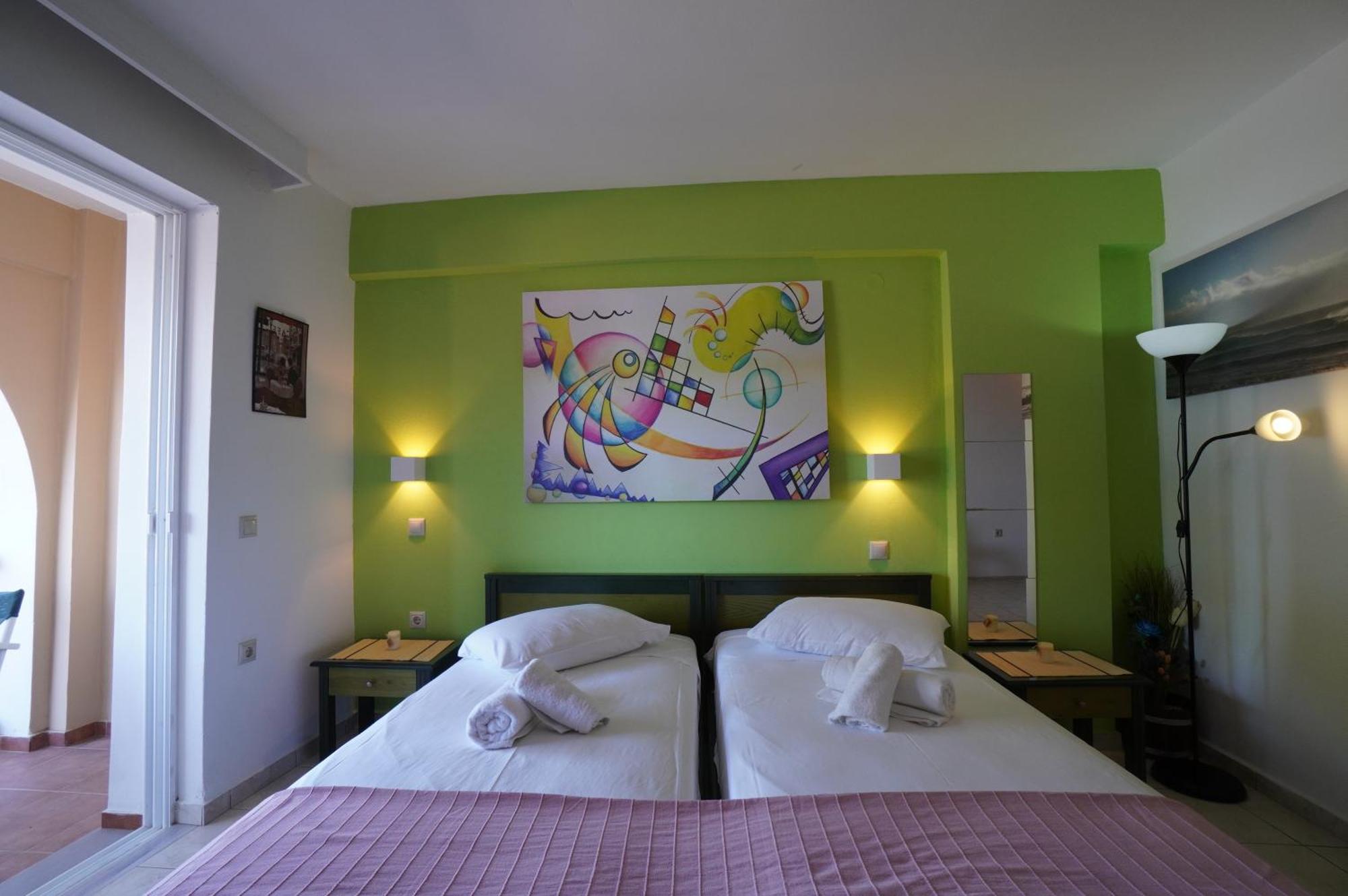 Seafront Spirit Suites Zakynthos stad Rum bild