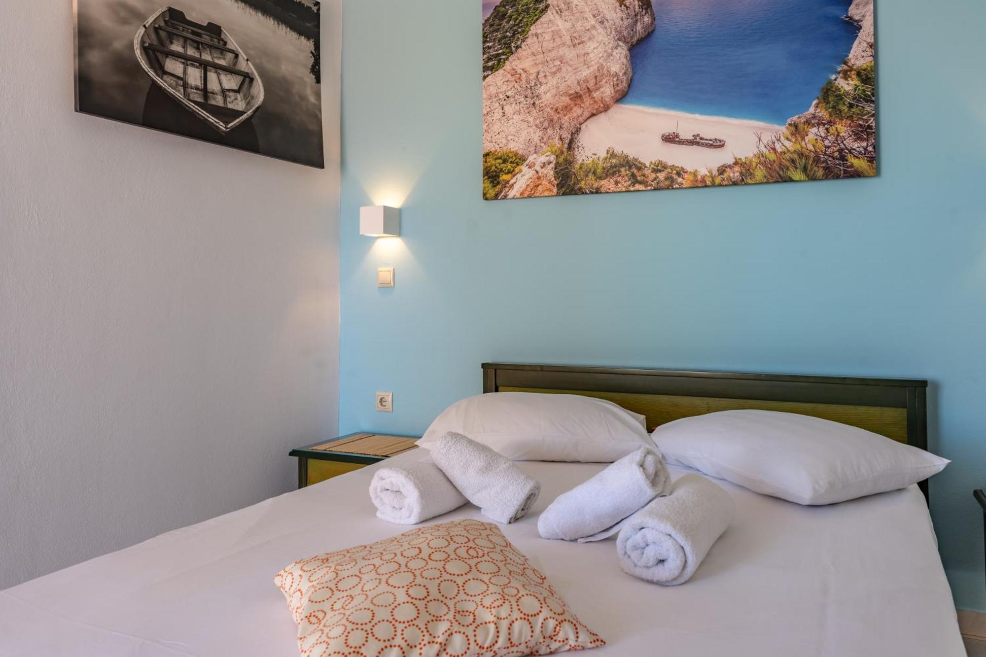 Seafront Spirit Suites Zakynthos stad Rum bild