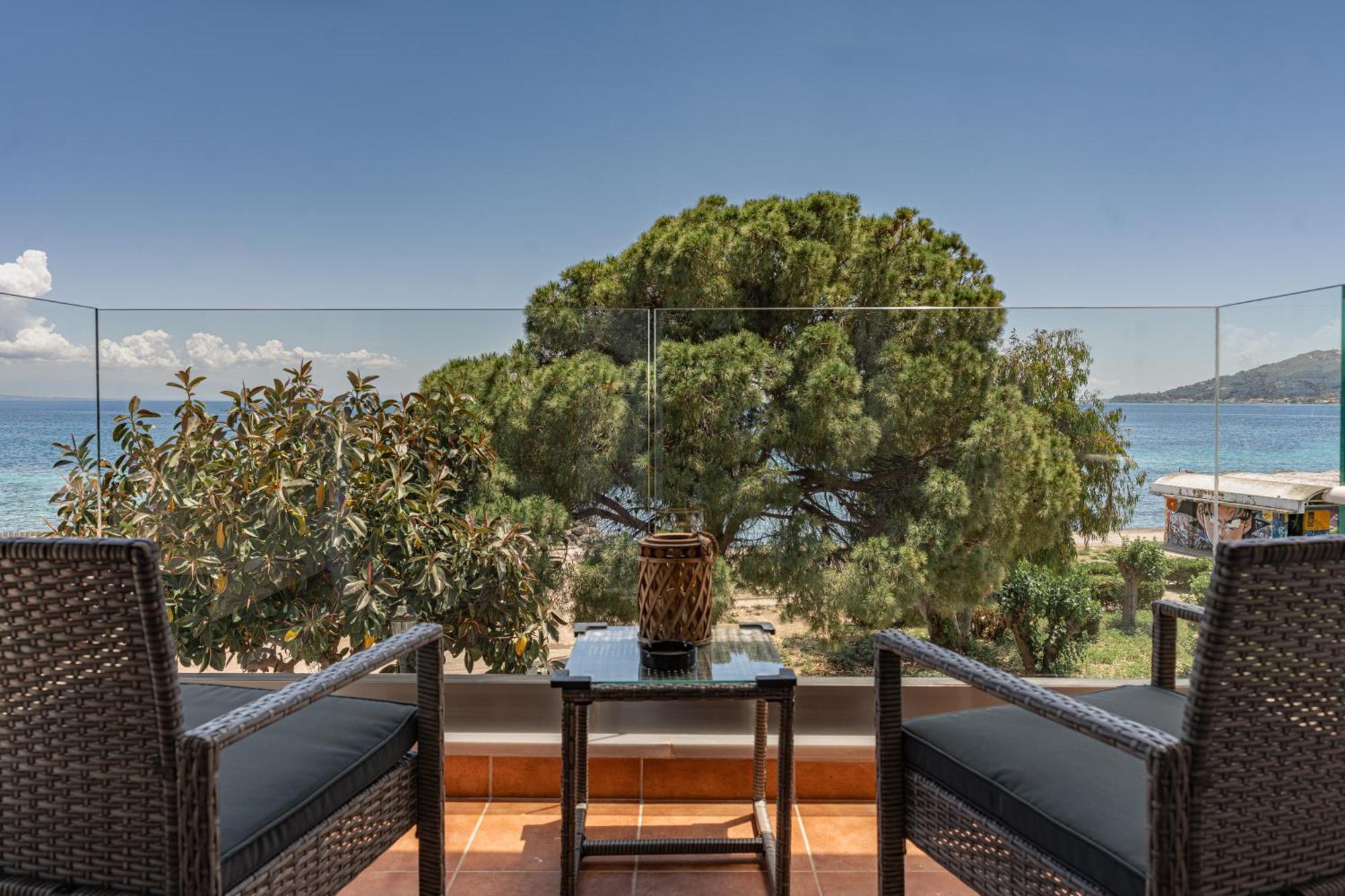 Seafront Spirit Suites Zakynthos stad Rum bild