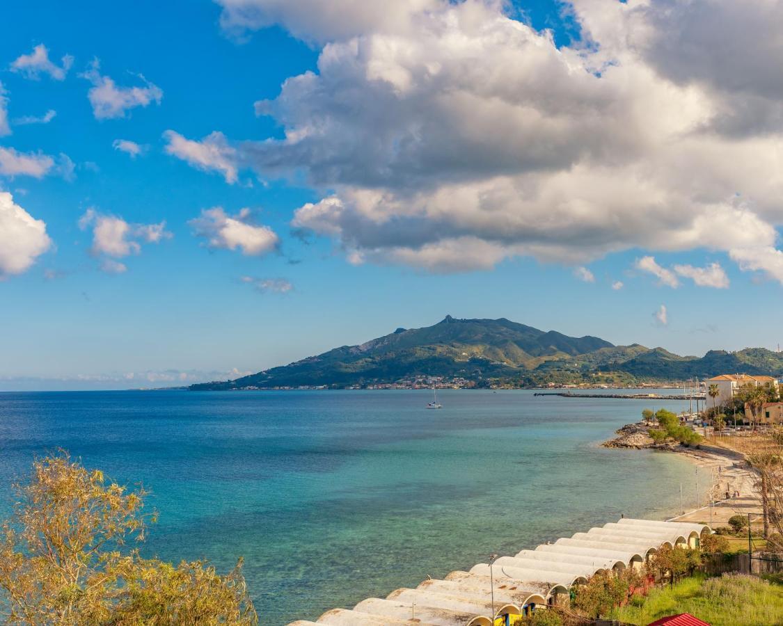 Seafront Spirit Suites Zakynthos stad Exteriör bild